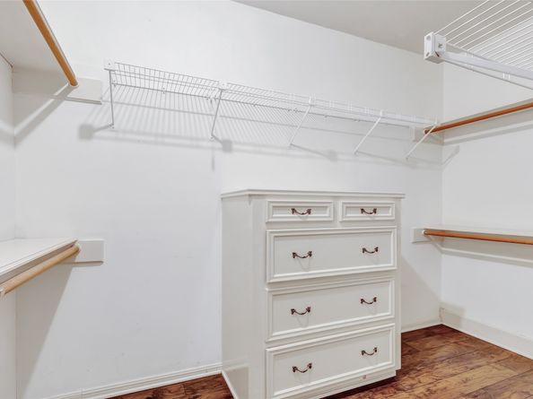 12102 Moorcreek Drive, Houston TX 77070