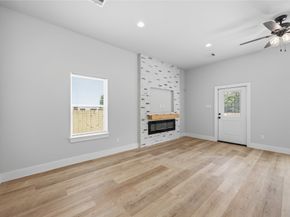 10610 Ashville Drive, Houston TX 77051