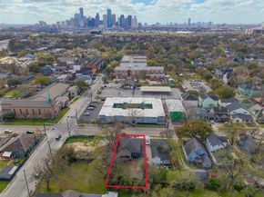 309 Pecore Street, Houston TX 77009