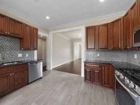 309 Pecore Street, Houston TX 77009