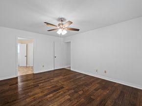 4007 Valley Estates Drive, Houston TX 77082