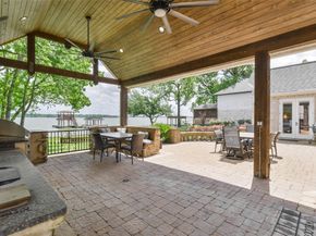 7815 Lake Mist Court, Houston TX 77346