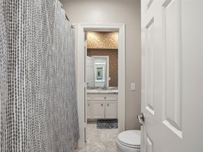 5315 Handbrook Drive, Houston TX 77069