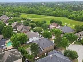 5315 Handbrook Drive, Houston TX 77069