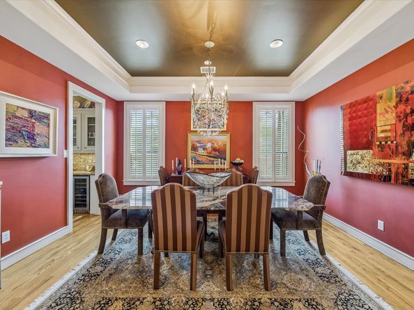 2415 W Main Street, Houston TX 77098