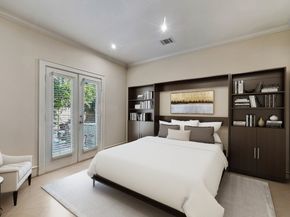 2415 W Main Street, Houston TX 77098