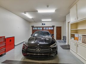 2415 W Main Street, Houston TX 77098