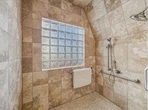 2415 W Main Street, Houston TX 77098