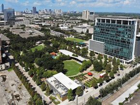 2415 W Main Street, Houston TX 77098