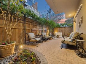 2415 W Main Street, Houston TX 77098