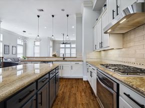 2703 Arabelle Grove, Houston TX 77007