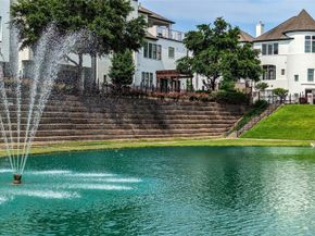 2703 Arabelle Grove, Houston TX 77007