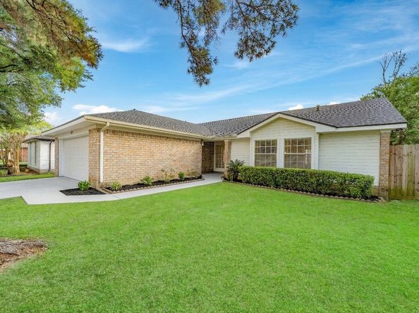 14115 Sableridge Drive, Houston TX 77014