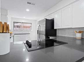 322 E Edgebrook Drive, Houston TX 77034