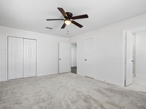 322 E Edgebrook Drive, Houston TX 77034