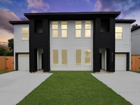 8117 Sterlingshire Street A/B, Houston TX 77078