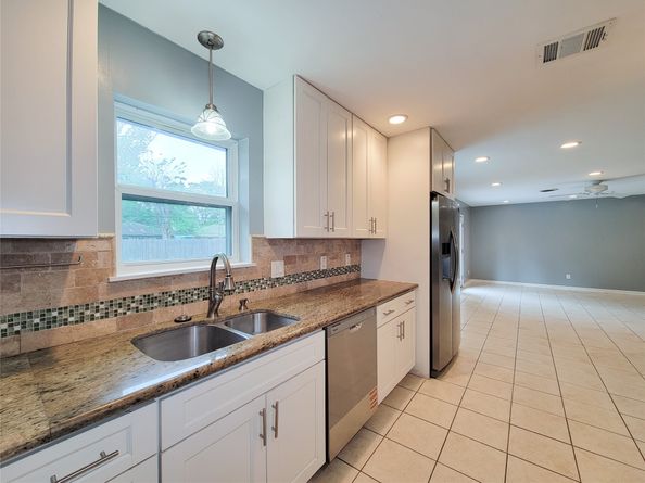 5846 Ettrick Drive, Houston TX 77035