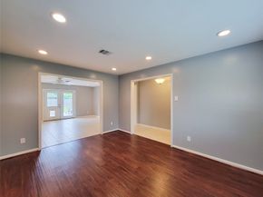 5846 Ettrick Drive, Houston TX 77035