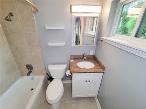 5846 Ettrick Drive, Houston TX 77035