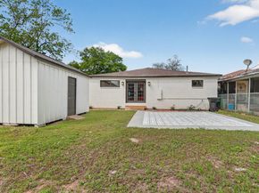 230 Pennsylvania Street, Houston TX 77029