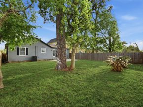 2217 Creston Drive, Houston TX 77026