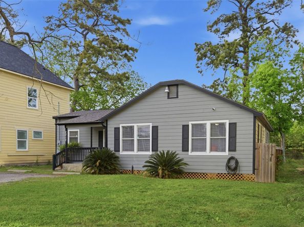 2217 Creston Drive, Houston TX 77026
