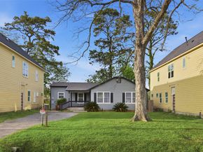 2217 Creston Drive, Houston TX 77026