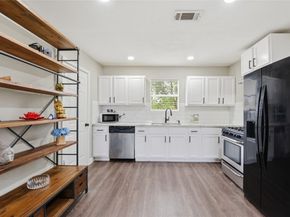 2217 Creston Drive, Houston TX 77026