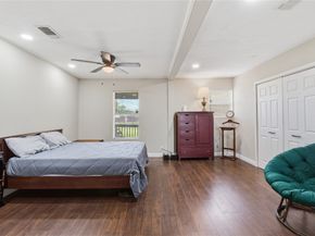 2217 Creston Drive, Houston TX 77026