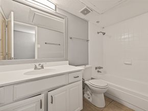 10202 Forum Park Dr 14, Houston TX 77036
