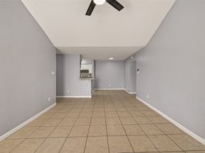 10202 Forum Park Dr 14, Houston TX 77036