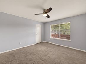 10202 Forum Park Dr 14, Houston TX 77036