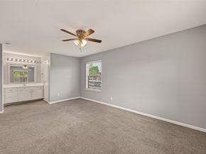 10202 Forum Park Dr 14, Houston TX 77036