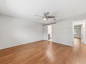 515 Tallowood Road 15, Houston TX 77024