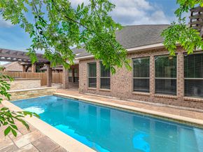 18510 N Settlers Shore Drive, Cypress TX 77433