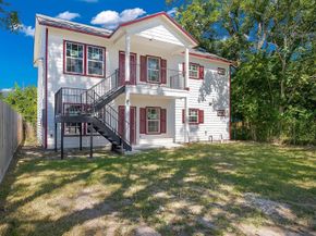 3117 E Crosstimbers Street, Houston TX 77093