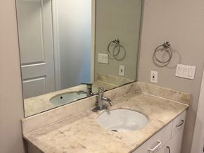 5925 Almeda 11408, Houston TX 77004