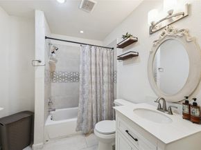 2817 Southmore Boulevard, Houston TX 77004