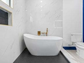 7831 Sandy Street, Houston TX 77028