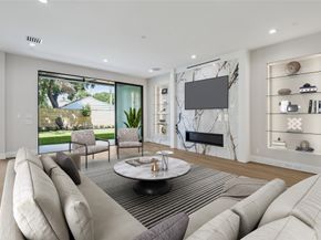 1014 Gardenia Drive, Houston TX 77018