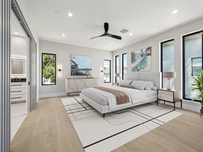 1014 Gardenia Drive, Houston TX 77018