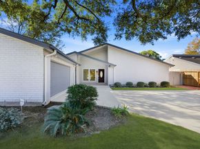 1402 Heathwood Drive, Houston TX 77077