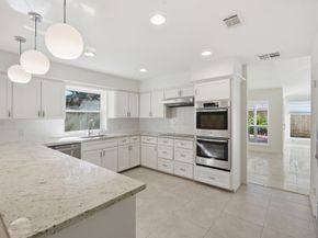 1402 Heathwood Drive, Houston TX 77077