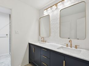 1402 Heathwood Drive, Houston TX 77077