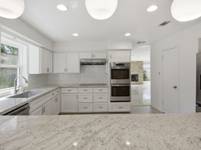 1402 Heathwood Drive, Houston TX 77077