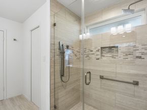 1402 Heathwood Drive, Houston TX 77077