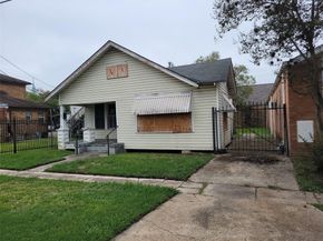 3410 Nagle Street, Houston TX 77004