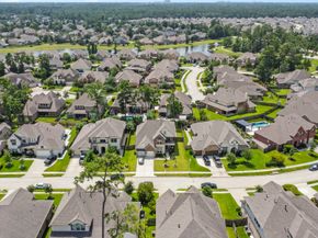 32052 Autumn Orchard Lane, Conroe TX 77385