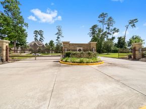 32052 Autumn Orchard Lane, Conroe TX 77385