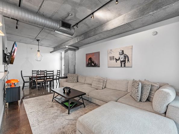 2000 Bagby Street 5423, Houston TX 77002